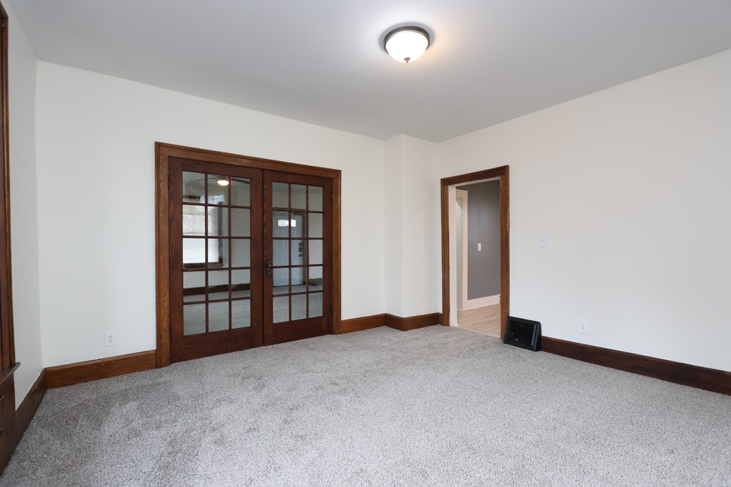 272 W 5th Street, Mansfield, Ohio 44903, 3 Bedrooms Bedrooms, ,1 BathroomBathrooms,Residential,For Sale,5th Street,9069968