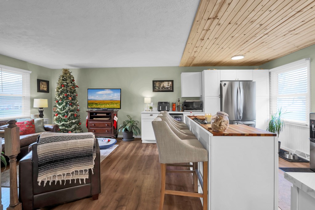 3825 Needham Road, Mansfield, Ohio 44904, 4 Bedrooms Bedrooms, ,1 BathroomBathrooms,Residential,For Sale,Needham Road,9069997 3825 Needham Road, Mansfield, Ohio 44904, 4 Bedrooms Bedrooms, ,1 BathroomBathrooms,Residential,For Sale,Needham Road,9069997