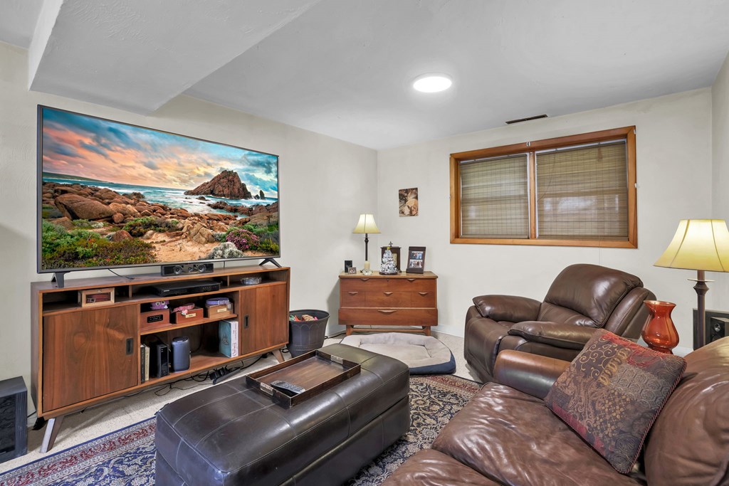 3825 Needham Road, Mansfield, Ohio 44904, 4 Bedrooms Bedrooms, ,1 BathroomBathrooms,Residential,For Sale,Needham Road,9069997 3825 Needham Road, Mansfield, Ohio 44904, 4 Bedrooms Bedrooms, ,1 BathroomBathrooms,Residential,For Sale,Needham Road,9069997