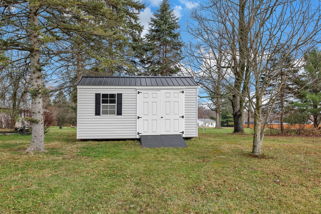 3825 Needham Road, Mansfield, Ohio 44904, 4 Bedrooms Bedrooms, ,1 BathroomBathrooms,Residential,For Sale,Needham Road,9069997 3825 Needham Road, Mansfield, Ohio 44904, 4 Bedrooms Bedrooms, ,1 BathroomBathrooms,Residential,For Sale,Needham Road,9069997