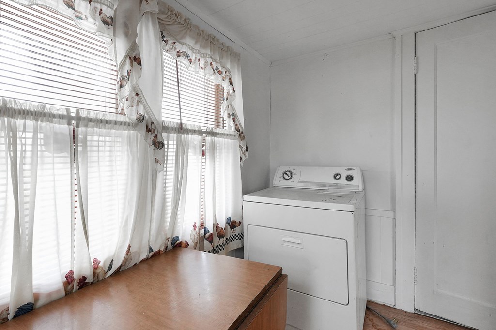 125 E Marion Street, Mount Gilead, Ohio 43338, 4 Bedrooms Bedrooms, ,1 BathroomBathrooms,Residential,For Sale,Marion Street,9070004 125 E Marion Street, Mount Gilead, Ohio 43338, 4 Bedrooms Bedrooms, ,1 BathroomBathrooms,Residential,For Sale,Marion Street,9070004