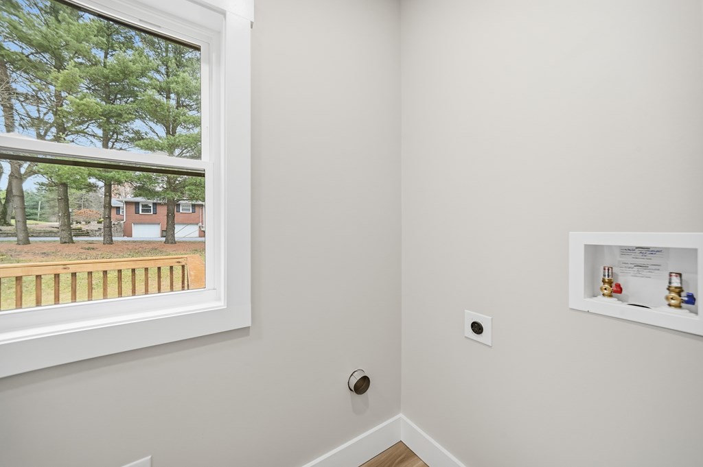 350 Twitchell Road, Mansfield, Ohio 44903, 3 Bedrooms Bedrooms, ,2 BathroomsBathrooms,Residential,For Sale,Twitchell Road,9070005 350 Twitchell Road, Mansfield, Ohio 44903, 3 Bedrooms Bedrooms, ,2 BathroomsBathrooms,Residential,For Sale,Twitchell Road,9070005