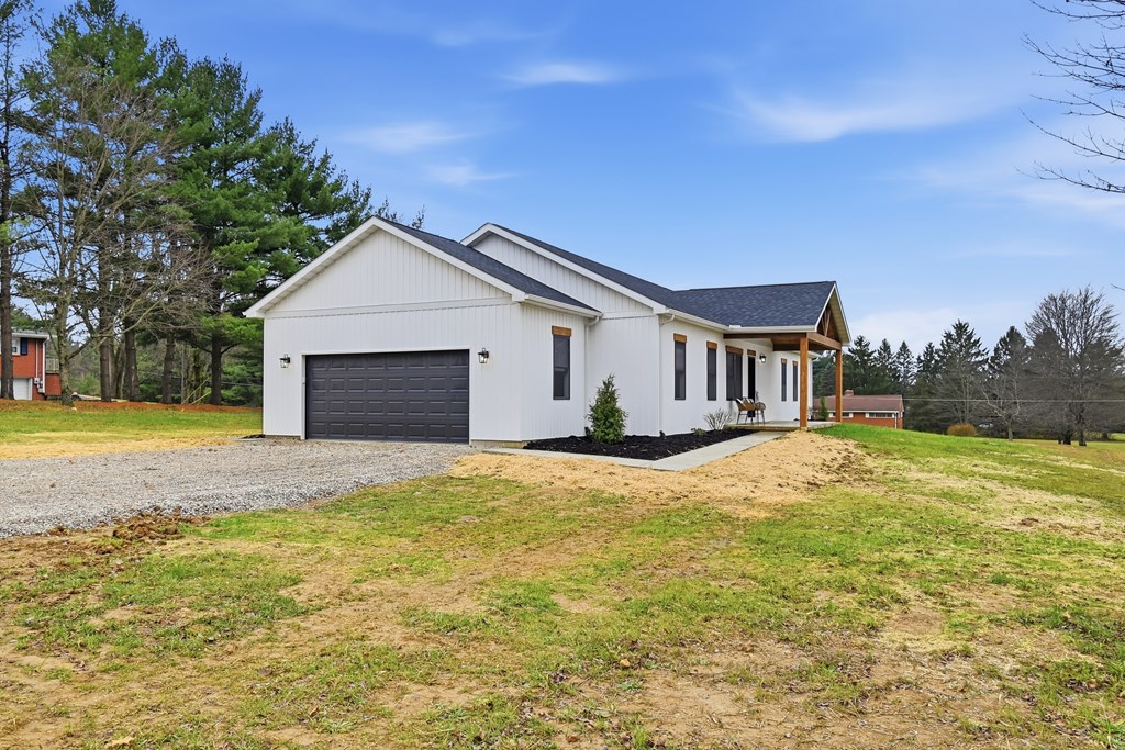 350 Twitchell Road, Mansfield, Ohio 44903, 3 Bedrooms Bedrooms, ,2 BathroomsBathrooms,Residential,For Sale,Twitchell Road,9070005 350 Twitchell Road, Mansfield, Ohio 44903, 3 Bedrooms Bedrooms, ,2 BathroomsBathrooms,Residential,For Sale,Twitchell Road,9070005