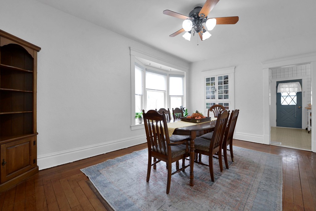 114 E Lamartine Street, Mount Vernon, Ohio 43050, 3 Bedrooms Bedrooms, ,2 BathroomsBathrooms,Residential,For Sale,Lamartine Street,9070006 114 E Lamartine Street, Mount Vernon, Ohio 43050, 3 Bedrooms Bedrooms, ,2 BathroomsBathrooms,Residential,For Sale,Lamartine Street,9070006