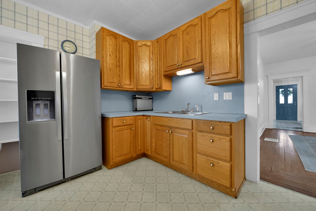 114 E Lamartine Street, Mount Vernon, Ohio 43050, 3 Bedrooms Bedrooms, ,2 BathroomsBathrooms,Residential,For Sale,Lamartine Street,9070006 114 E Lamartine Street, Mount Vernon, Ohio 43050, 3 Bedrooms Bedrooms, ,2 BathroomsBathrooms,Residential,For Sale,Lamartine Street,9070006