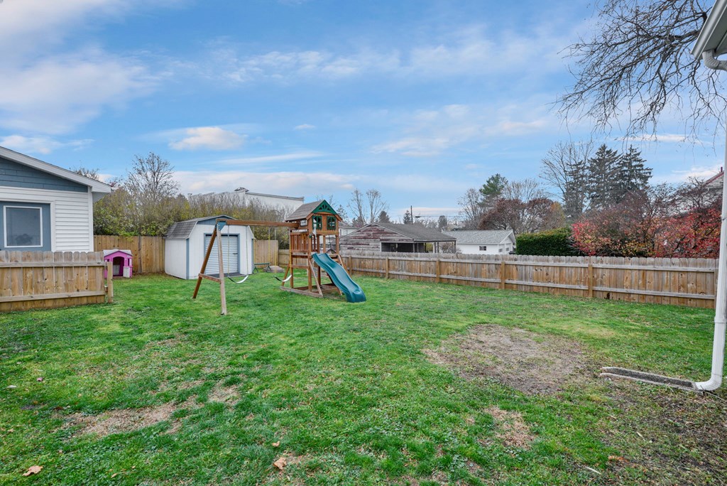 114 E Lamartine Street, Mount Vernon, Ohio 43050, 3 Bedrooms Bedrooms, ,2 BathroomsBathrooms,Residential,For Sale,Lamartine Street,9070006 114 E Lamartine Street, Mount Vernon, Ohio 43050, 3 Bedrooms Bedrooms, ,2 BathroomsBathrooms,Residential,For Sale,Lamartine Street,9070006