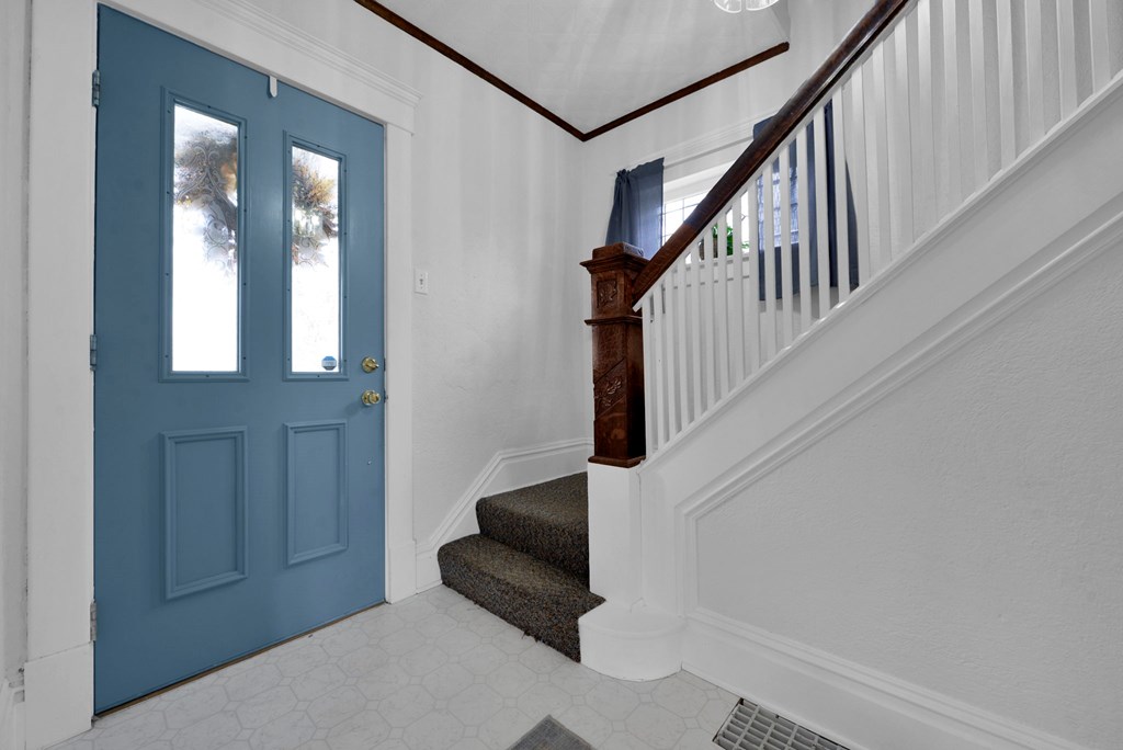 114 E Lamartine Street, Mount Vernon, Ohio 43050, 3 Bedrooms Bedrooms, ,2 BathroomsBathrooms,Residential,For Sale,Lamartine Street,9070006 114 E Lamartine Street, Mount Vernon, Ohio 43050, 3 Bedrooms Bedrooms, ,2 BathroomsBathrooms,Residential,For Sale,Lamartine Street,9070006