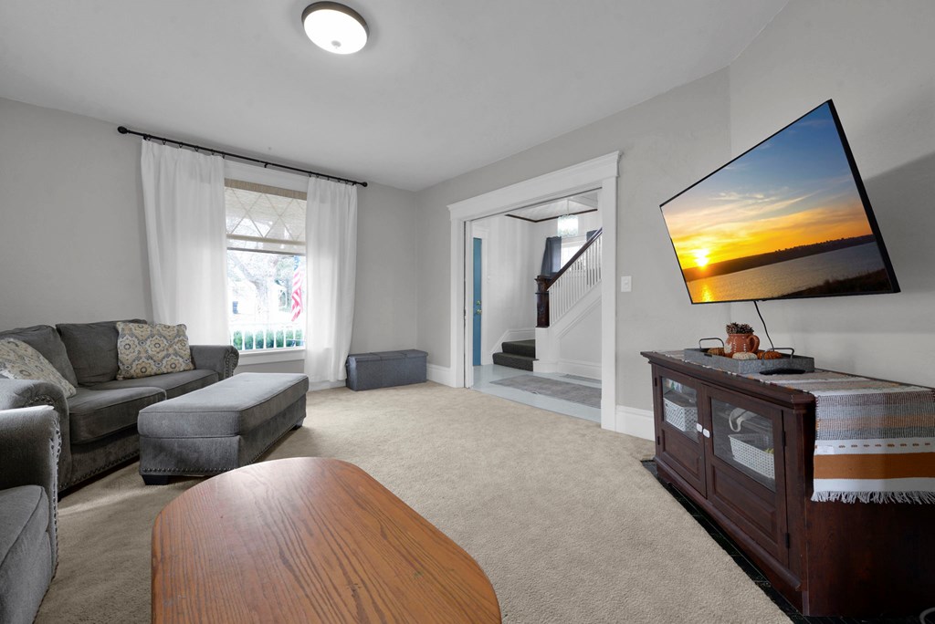 114 E Lamartine Street, Mount Vernon, Ohio 43050, 3 Bedrooms Bedrooms, ,2 BathroomsBathrooms,Residential,For Sale,Lamartine Street,9070006 114 E Lamartine Street, Mount Vernon, Ohio 43050, 3 Bedrooms Bedrooms, ,2 BathroomsBathrooms,Residential,For Sale,Lamartine Street,9070006