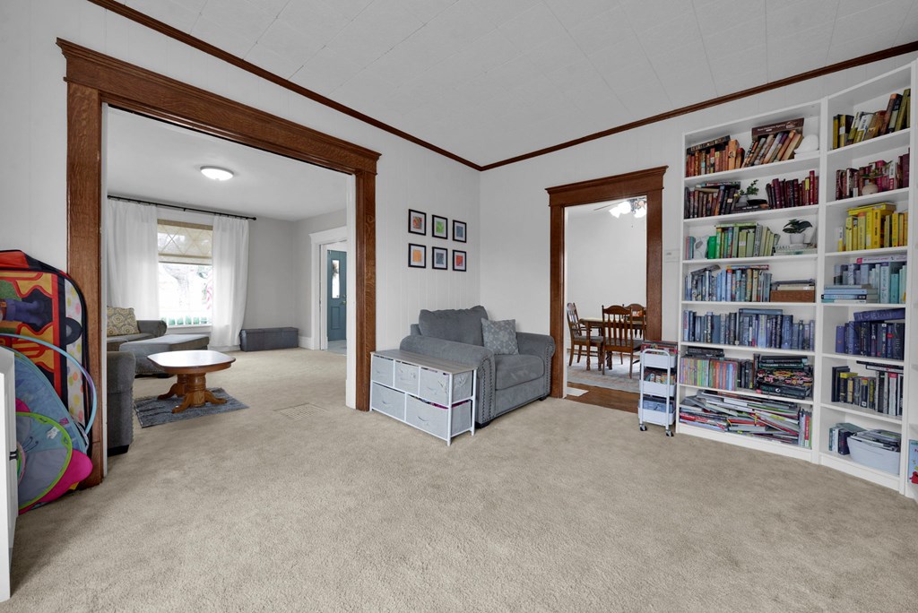 114 E Lamartine Street, Mount Vernon, Ohio 43050, 3 Bedrooms Bedrooms, ,2 BathroomsBathrooms,Residential,For Sale,Lamartine Street,9070006 114 E Lamartine Street, Mount Vernon, Ohio 43050, 3 Bedrooms Bedrooms, ,2 BathroomsBathrooms,Residential,For Sale,Lamartine Street,9070006