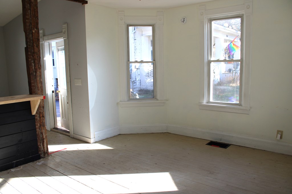 244 E Payne Ave, Galion, Ohio 44833, 4 Bedrooms Bedrooms, ,1 BathroomBathrooms,Residential,For Sale,Payne Ave,9070013