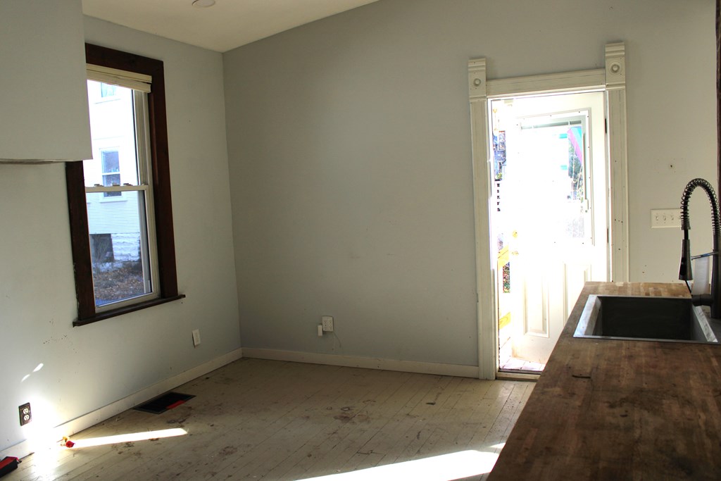 244 E Payne Ave, Galion, Ohio 44833, 4 Bedrooms Bedrooms, ,1 BathroomBathrooms,Residential,For Sale,Payne Ave,9070013