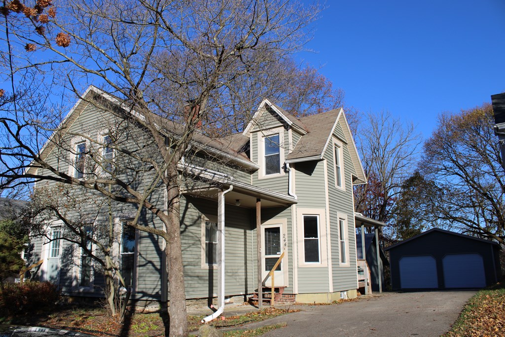 244 E Payne Ave, Galion, Ohio 44833, 4 Bedrooms Bedrooms, ,1 BathroomBathrooms,Residential,For Sale,Payne Ave,9070013