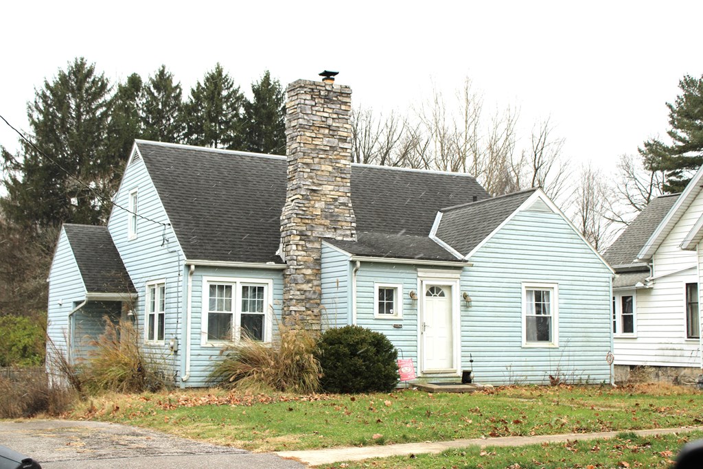 325 Sherman St, Galion, Ohio 44833, 3 Bedrooms Bedrooms, ,2 BathroomsBathrooms,Residential,For Sale,Sherman St,9070045