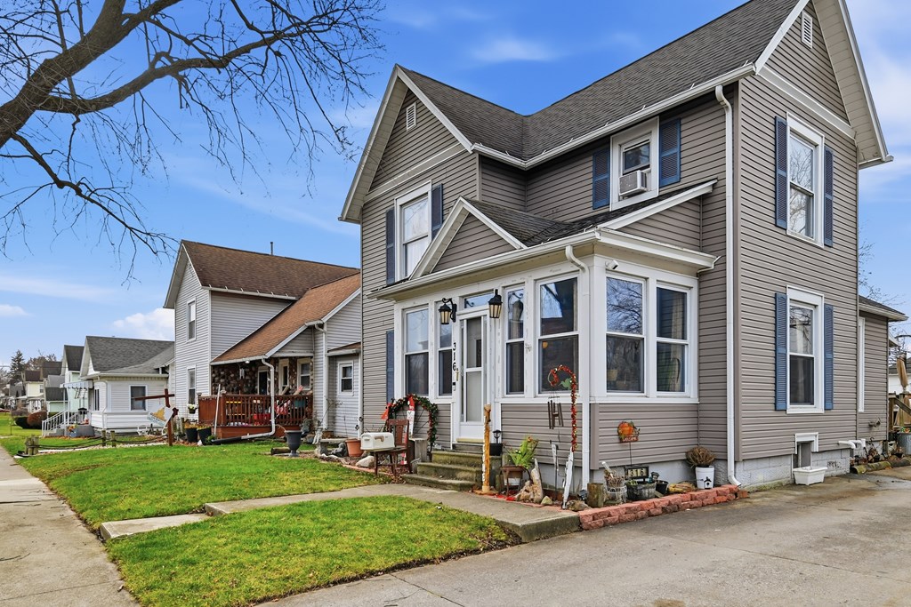 316 Maplewood Street, Willard, Ohio 44890, 3 Bedrooms Bedrooms, ,1 BathroomBathrooms,Residential,For Sale,Maplewood Street,9070071 316 Maplewood Street, Willard, Ohio 44890, 3 Bedrooms Bedrooms, ,1 BathroomBathrooms,Residential,For Sale,Maplewood Street,9070071