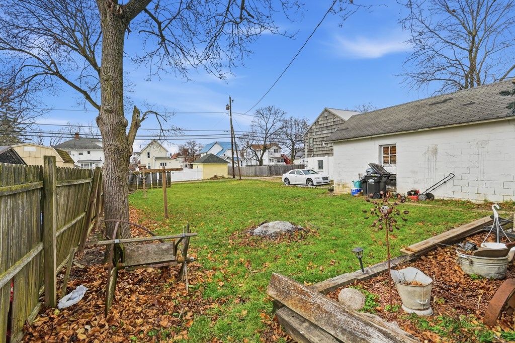 316 Maplewood Street, Willard, Ohio 44890, 3 Bedrooms Bedrooms, ,1 BathroomBathrooms,Residential,For Sale,Maplewood Street,9070071 316 Maplewood Street, Willard, Ohio 44890, 3 Bedrooms Bedrooms, ,1 BathroomBathrooms,Residential,For Sale,Maplewood Street,9070071