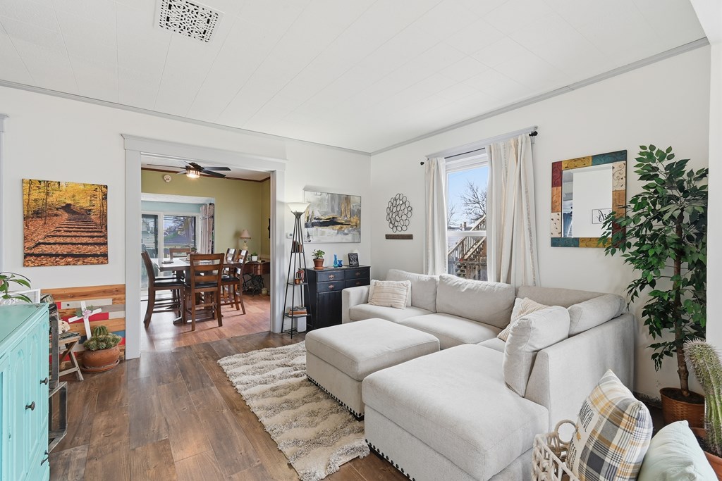 316 Maplewood Street, Willard, Ohio 44890, 3 Bedrooms Bedrooms, ,1 BathroomBathrooms,Residential,For Sale,Maplewood Street,9070071 316 Maplewood Street, Willard, Ohio 44890, 3 Bedrooms Bedrooms, ,1 BathroomBathrooms,Residential,For Sale,Maplewood Street,9070071