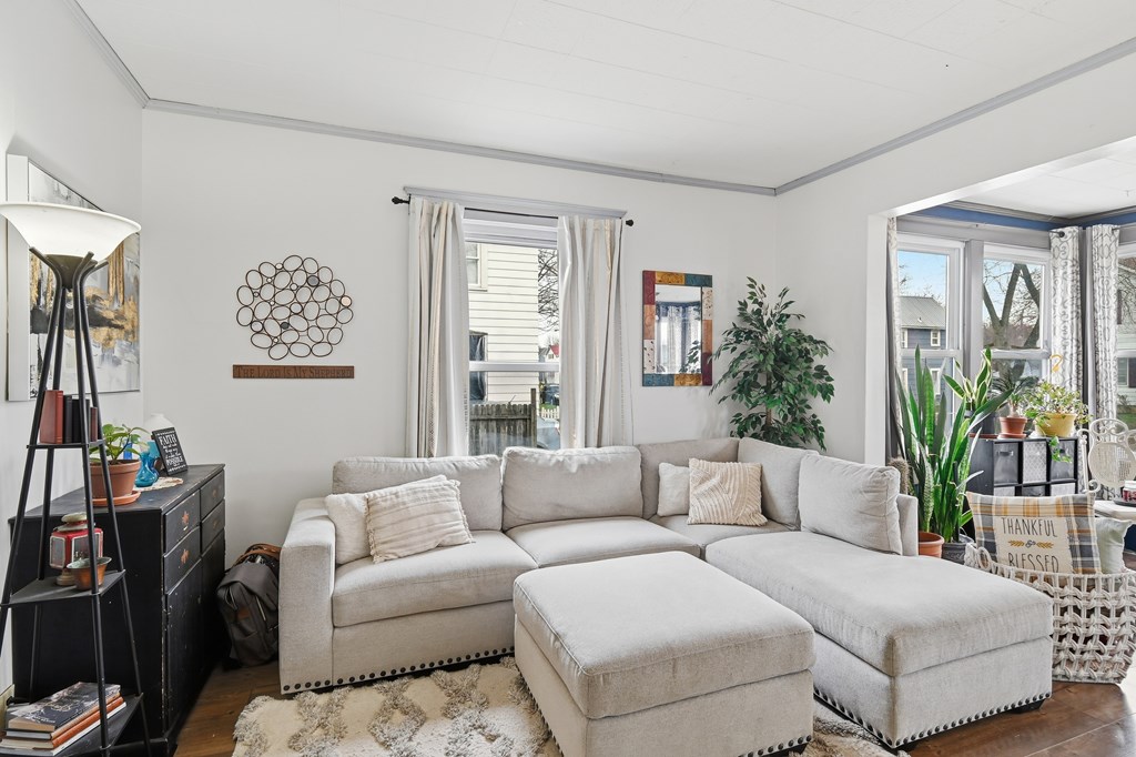 316 Maplewood Street, Willard, Ohio 44890, 3 Bedrooms Bedrooms, ,1 BathroomBathrooms,Residential,For Sale,Maplewood Street,9070071 316 Maplewood Street, Willard, Ohio 44890, 3 Bedrooms Bedrooms, ,1 BathroomBathrooms,Residential,For Sale,Maplewood Street,9070071