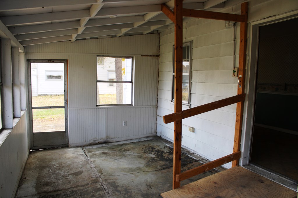 27 E Main St, Lucas, Ohio 44843, 3 Bedrooms Bedrooms, ,1 BathroomBathrooms,Residential,For Sale,Main St,9069961