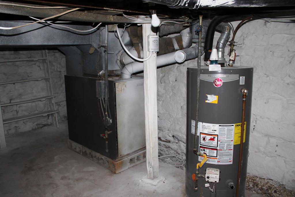 27 E Main St, Lucas, Ohio 44843, 3 Bedrooms Bedrooms, ,1 BathroomBathrooms,Residential,For Sale,Main St,9069961