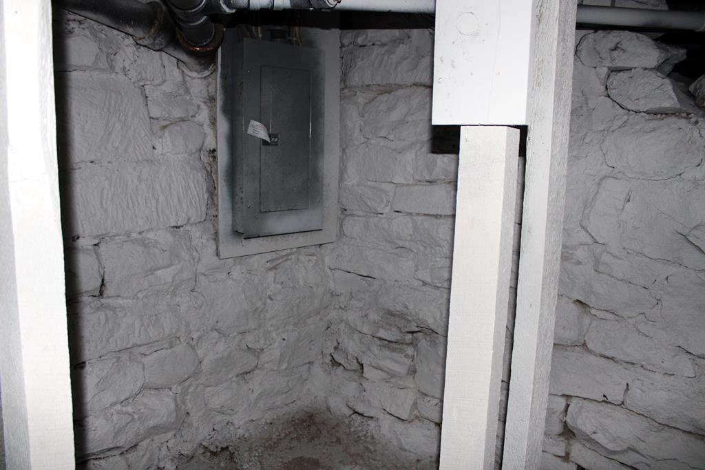 27 E Main St, Lucas, Ohio 44843, 3 Bedrooms Bedrooms, ,1 BathroomBathrooms,Residential,For Sale,Main St,9069961