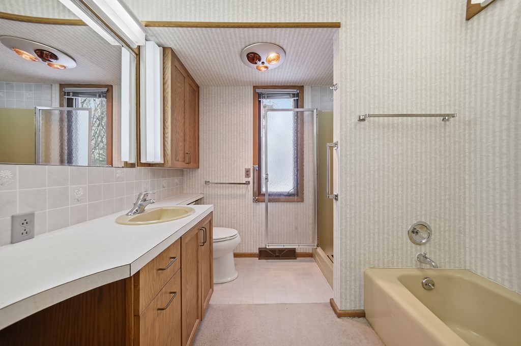 450 Marwood Road, Mansfield, Ohio 44904, 4 Bedrooms Bedrooms, ,3 BathroomsBathrooms,Residential,For Sale,Marwood Road,9070082 450 Marwood Road, Mansfield, Ohio 44904, 4 Bedrooms Bedrooms, ,3 BathroomsBathrooms,Residential,For Sale,Marwood Road,9070082