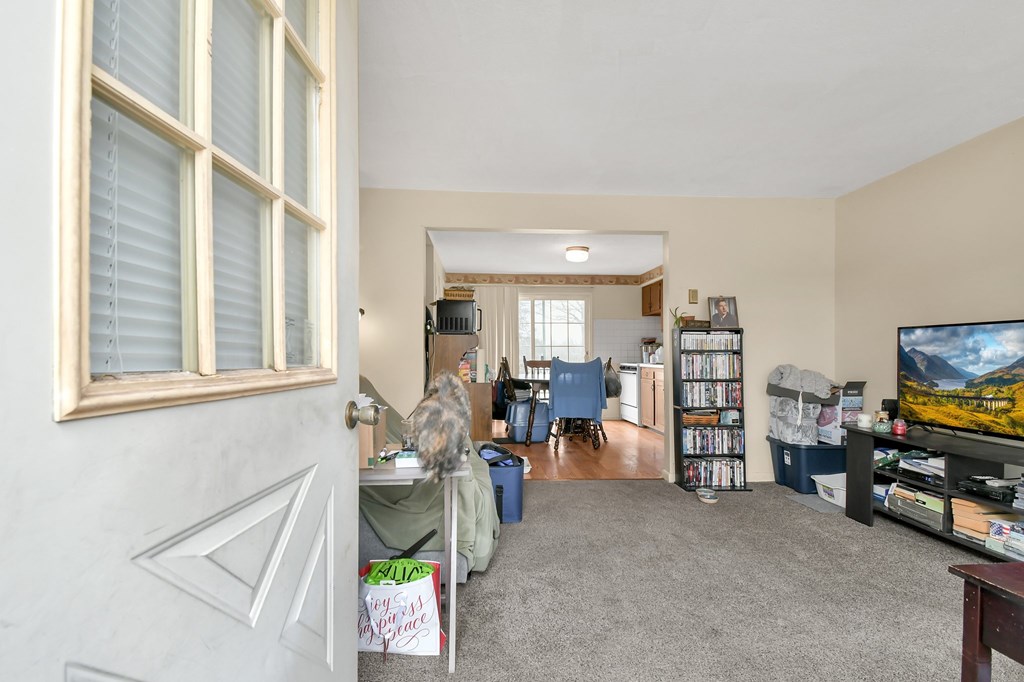 1303 - 1305 Wolford Road, Mansfield, Ohio 44903, 4 Bedrooms Bedrooms, ,Residential Income,For Sale,- 1305 Wolford Road,9070081