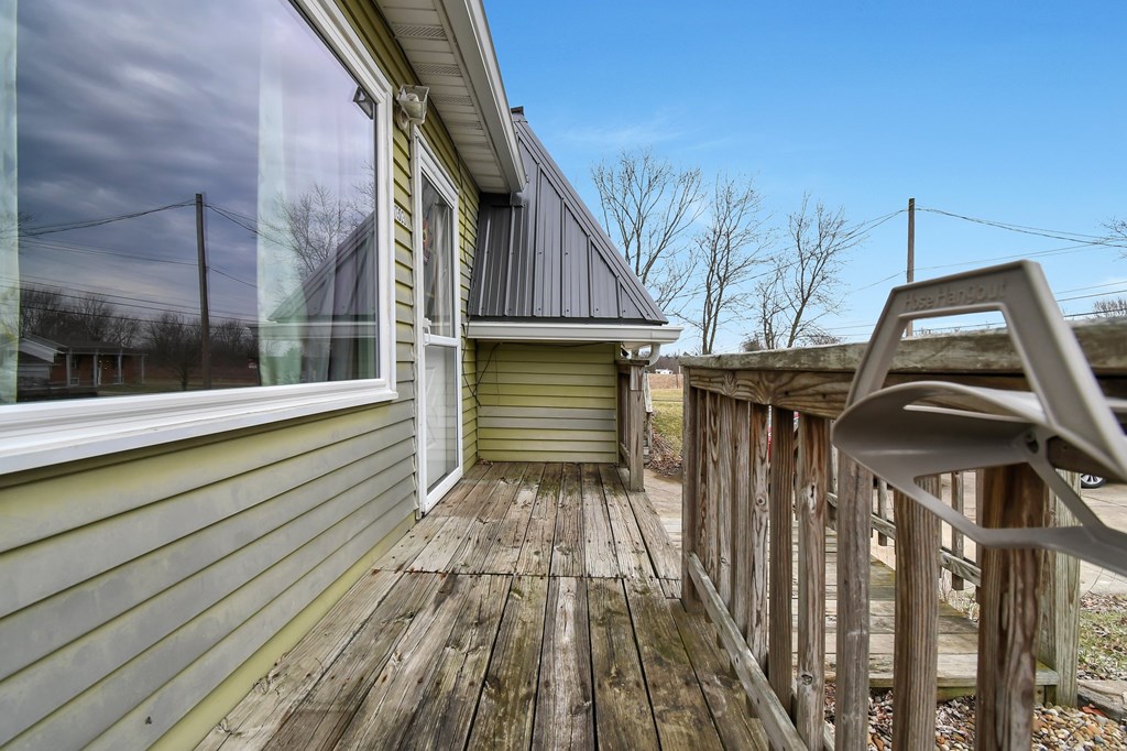 1303 - 1305 Wolford Road, Mansfield, Ohio 44903, 4 Bedrooms Bedrooms, ,Residential Income,For Sale,- 1305 Wolford Road,9070081