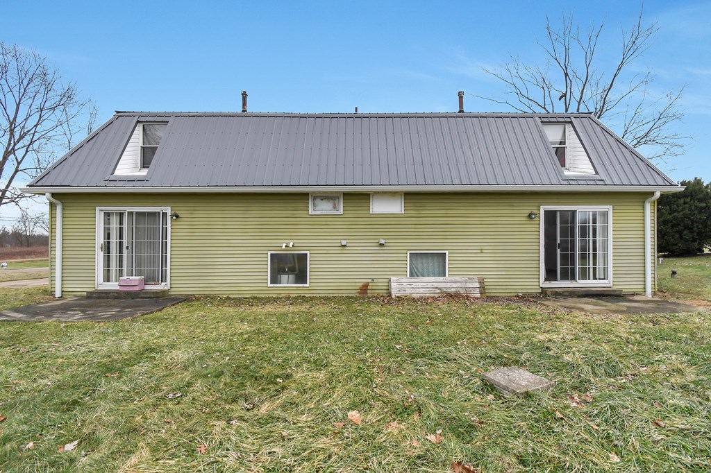 1303 - 1305 Wolford Road, Mansfield, Ohio 44903, 4 Bedrooms Bedrooms, ,Residential Income,For Sale,- 1305 Wolford Road,9070081