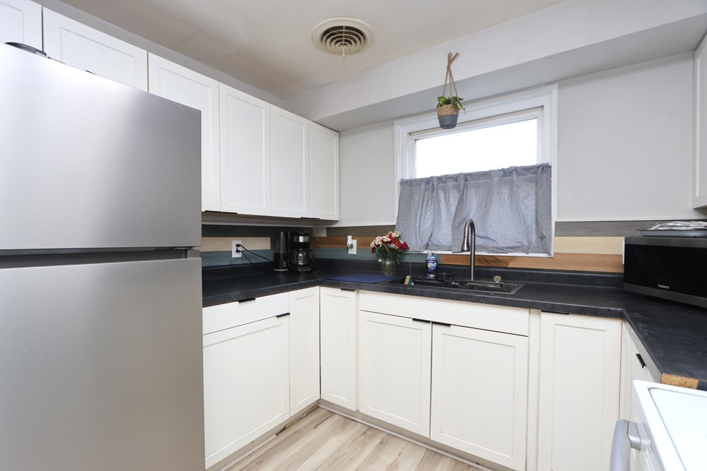 2291 E Lake Galion Road, Galion, Ohio 44833, 3 Bedrooms Bedrooms, ,1 BathroomBathrooms,Residential,For Sale,Lake Galion Road,9070090