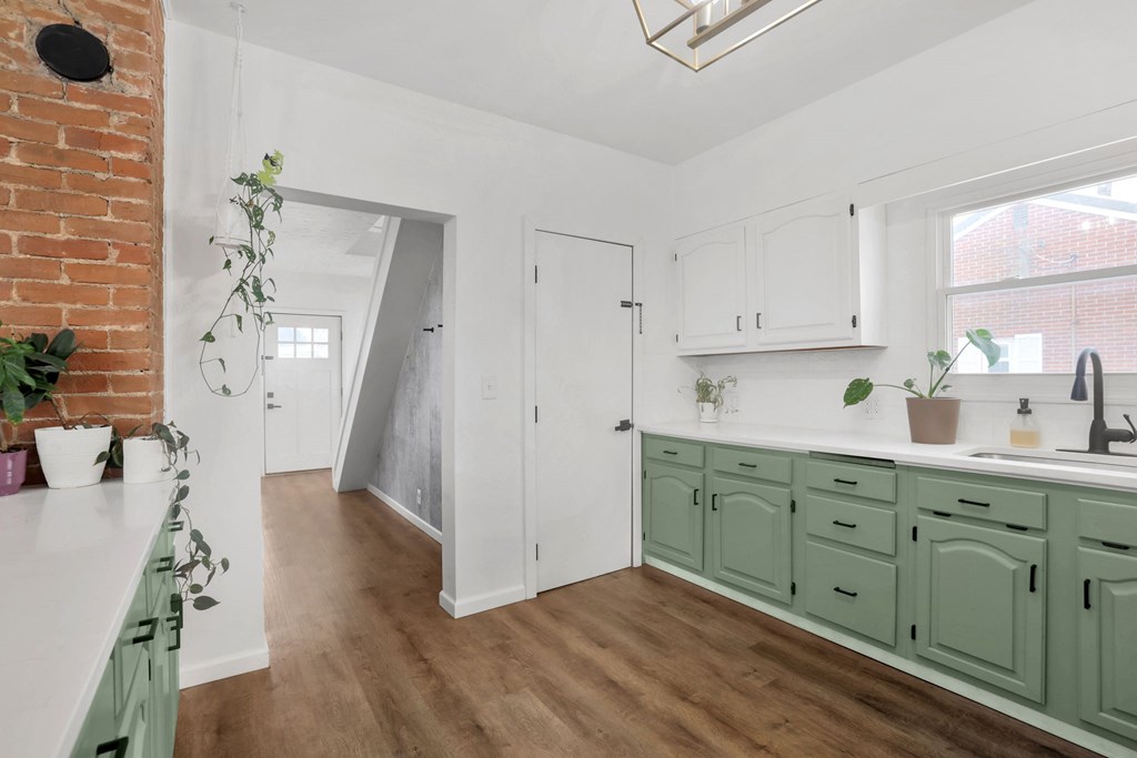 424 N Pearl Street, Crestline, Ohio 44827, 3 Bedrooms Bedrooms, ,1 BathroomBathrooms,Residential,For Sale,Pearl Street,9070104 424 N Pearl Street, Crestline, Ohio 44827, 3 Bedrooms Bedrooms, ,1 BathroomBathrooms,Residential,For Sale,Pearl Street,9070104