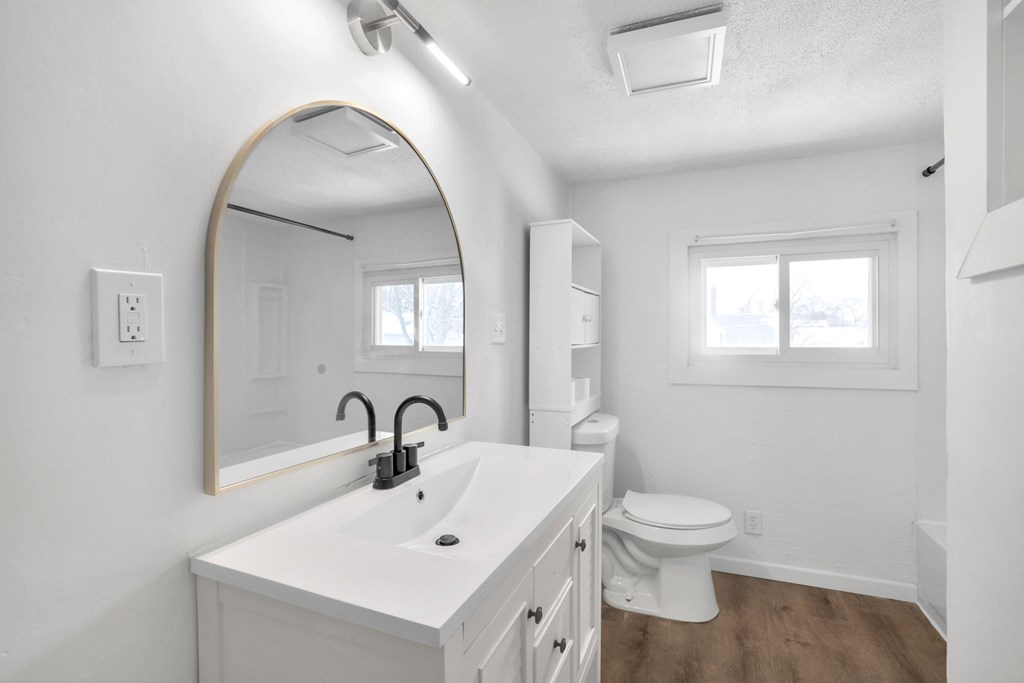 424 N Pearl Street, Crestline, Ohio 44827, 3 Bedrooms Bedrooms, ,1 BathroomBathrooms,Residential,For Sale,Pearl Street,9070104 424 N Pearl Street, Crestline, Ohio 44827, 3 Bedrooms Bedrooms, ,1 BathroomBathrooms,Residential,For Sale,Pearl Street,9070104