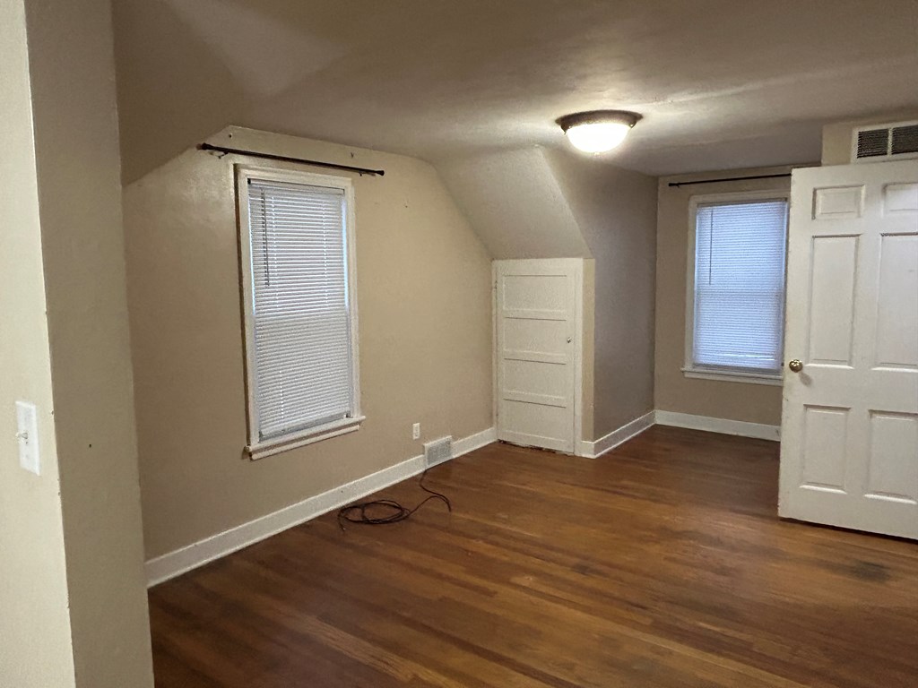 14 Maxwell, Shelby, Ohio 44875, 2 Bedrooms Bedrooms, ,1 BathroomBathrooms,Residential,For Sale,Maxwell,9070111 14 Maxwell, Shelby, Ohio 44875, 2 Bedrooms Bedrooms, ,1 BathroomBathrooms,Residential,For Sale,Maxwell,9070111