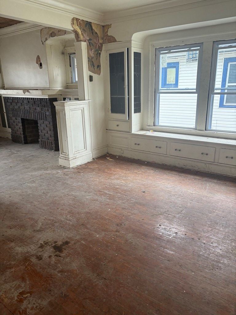 4070 East 141 Street, Cleveland, Ohio 44128, 4 Bedrooms Bedrooms, ,Residential Income,For Sale,East 141 Street,9070123