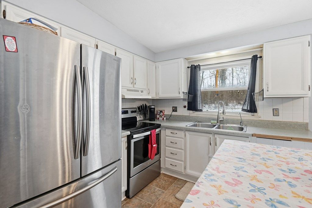 401 Marcus Street, Mansfield, Ohio 44903, 4 Bedrooms Bedrooms, ,2 BathroomsBathrooms,Residential,For Sale,Marcus Street,9070132 401 Marcus Street, Mansfield, Ohio 44903, 4 Bedrooms Bedrooms, ,2 BathroomsBathrooms,Residential,For Sale,Marcus Street,9070132