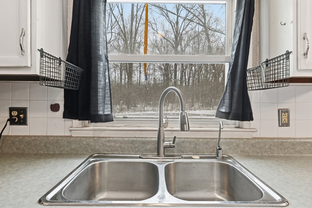 401 Marcus Street, Mansfield, Ohio 44903, 4 Bedrooms Bedrooms, ,2 BathroomsBathrooms,Residential,For Sale,Marcus Street,9070132 401 Marcus Street, Mansfield, Ohio 44903, 4 Bedrooms Bedrooms, ,2 BathroomsBathrooms,Residential,For Sale,Marcus Street,9070132