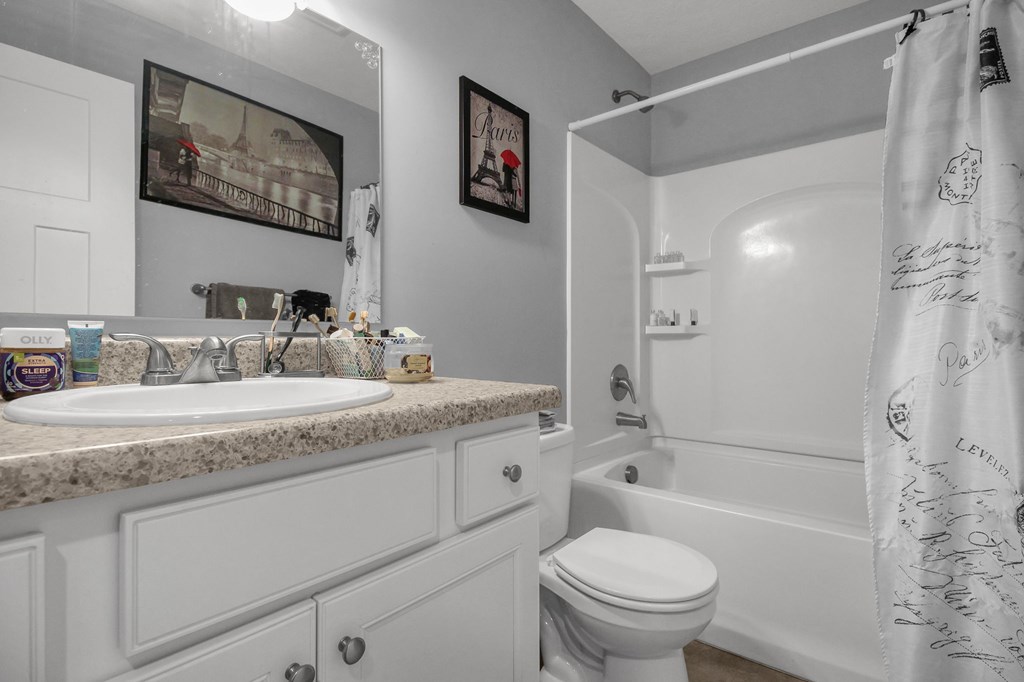 755 Locust Lane, Mansfield, Ohio 44907, 4 Bedrooms Bedrooms, ,3 BathroomsBathrooms,Residential,For Sale,Locust Lane,9070142