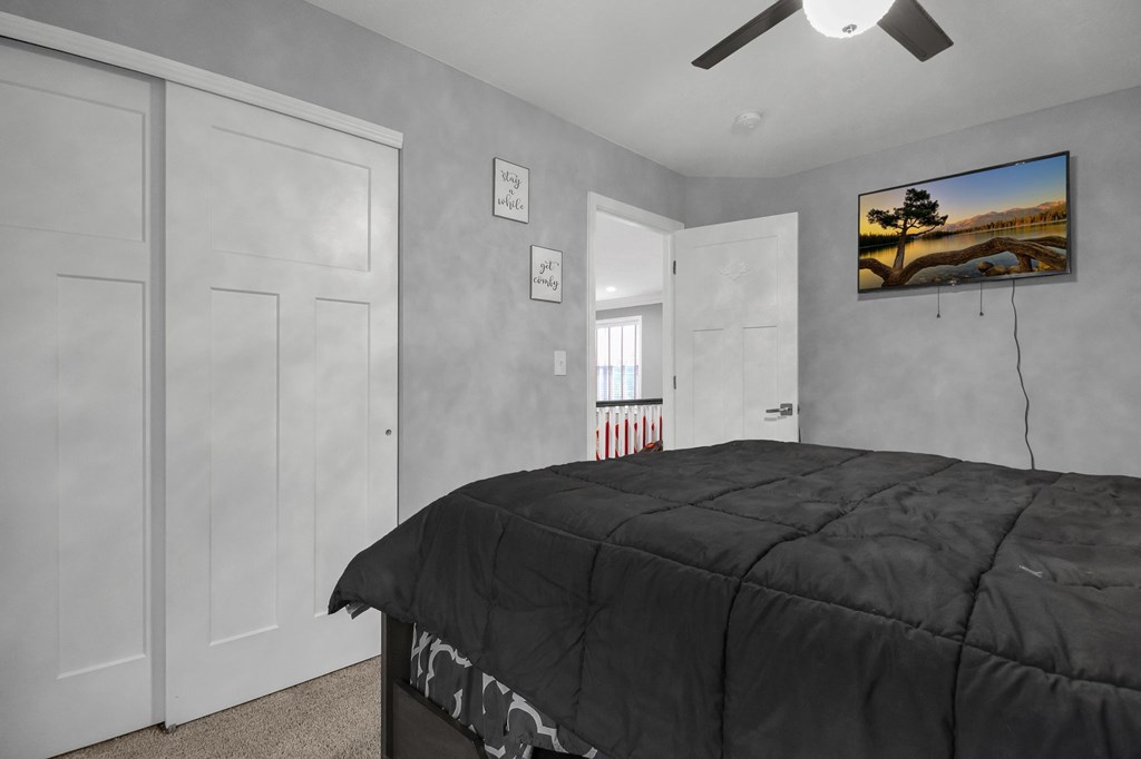 755 Locust Lane, Mansfield, Ohio 44907, 4 Bedrooms Bedrooms, ,3 BathroomsBathrooms,Residential,For Sale,Locust Lane,9070142