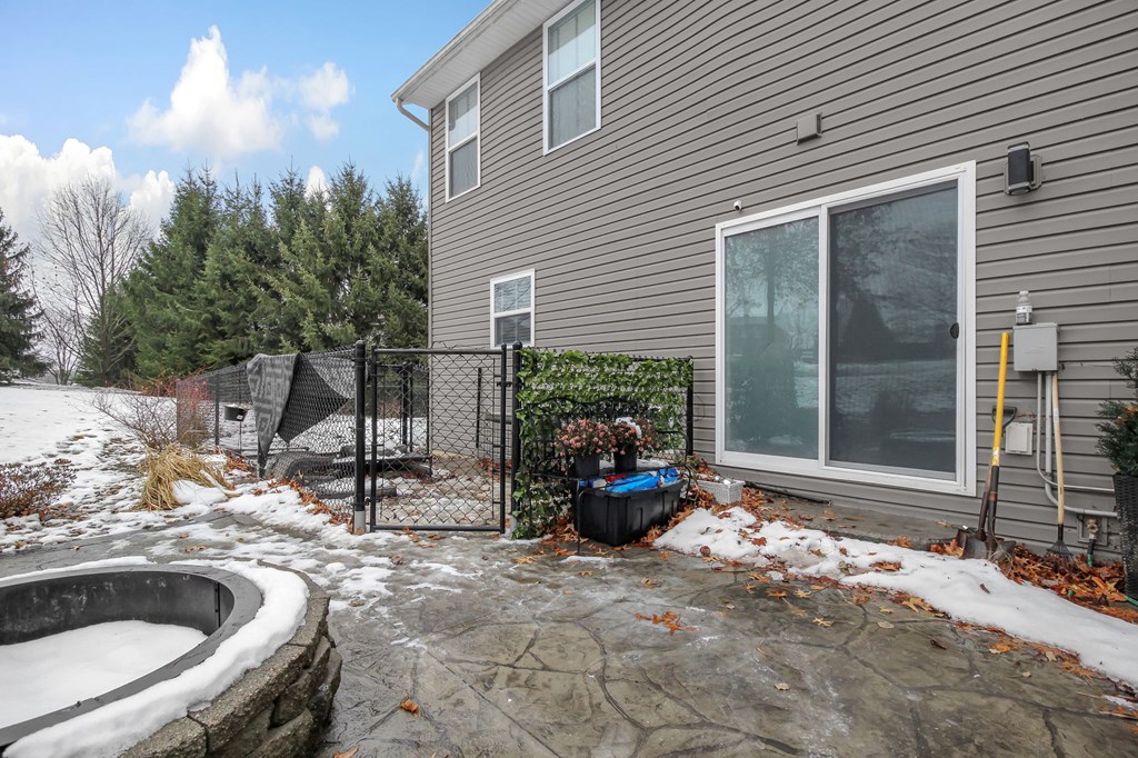 755 Locust Lane, Mansfield, Ohio 44907, 4 Bedrooms Bedrooms, ,3 BathroomsBathrooms,Residential,For Sale,Locust Lane,9070142