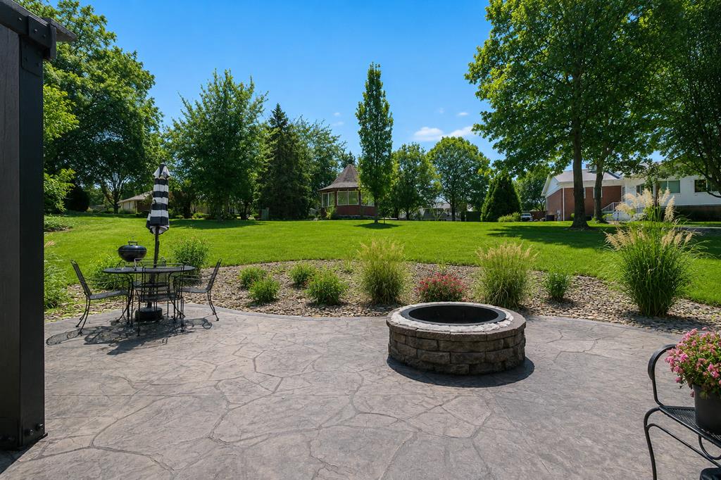 755 Locust Lane, Mansfield, Ohio 44907, 4 Bedrooms Bedrooms, ,3 BathroomsBathrooms,Residential,For Sale,Locust Lane,9070142