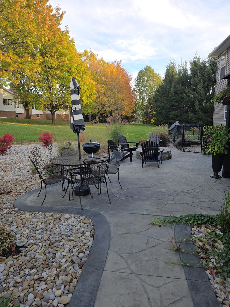 755 Locust Lane, Mansfield, Ohio 44907, 4 Bedrooms Bedrooms, ,3 BathroomsBathrooms,Residential,For Sale,Locust Lane,9070142