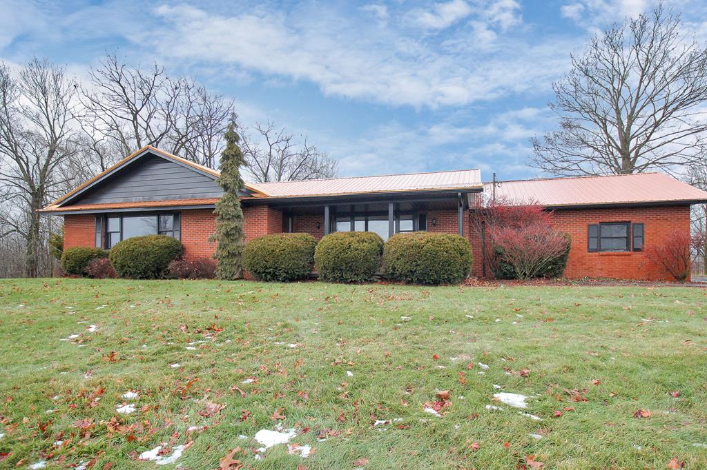 3695 Mcnaul Road, Mansfield, Ohio 44903, 3 Bedrooms Bedrooms, ,2 BathroomsBathrooms,Residential,For Sale,Mcnaul Road,9070151