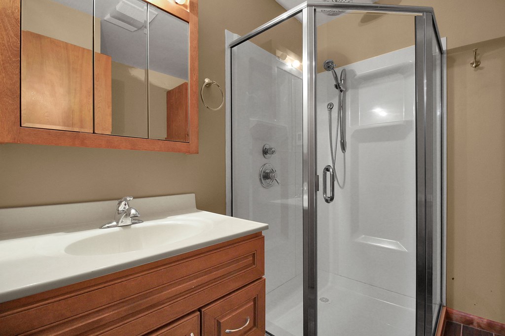 3695 Mcnaul Road, Mansfield, Ohio 44903, 3 Bedrooms Bedrooms, ,2 BathroomsBathrooms,Residential,For Sale,Mcnaul Road,9070151