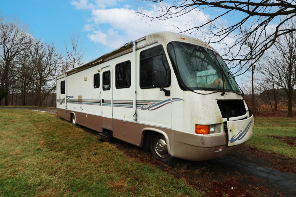 3695 Mcnaul Road, Mansfield, Ohio 44903, 3 Bedrooms Bedrooms, ,2 BathroomsBathrooms,Residential,For Sale,Mcnaul Road,9070151