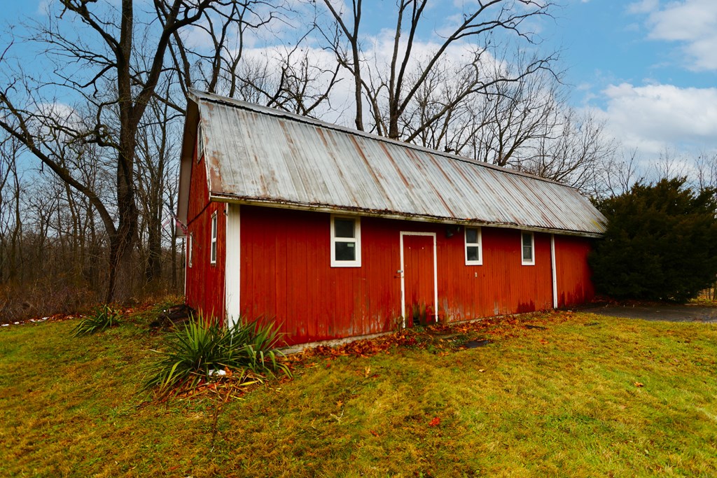 3695 Mcnaul Road, Mansfield, Ohio 44903, 3 Bedrooms Bedrooms, ,2 BathroomsBathrooms,Residential,For Sale,Mcnaul Road,9070151