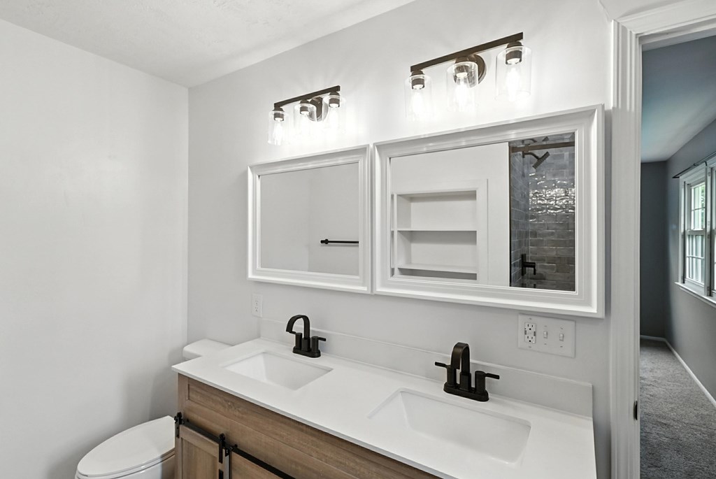 1085 Lewis Road, Mansfield, Ohio 44903, 4 Bedrooms Bedrooms, ,2 BathroomsBathrooms,Residential,For Sale,Lewis Road,9067658