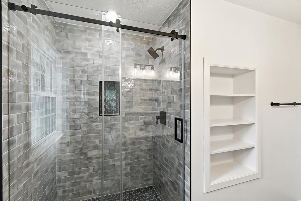 1085 Lewis Road, Mansfield, Ohio 44903, 4 Bedrooms Bedrooms, ,2 BathroomsBathrooms,Residential,For Sale,Lewis Road,9067658