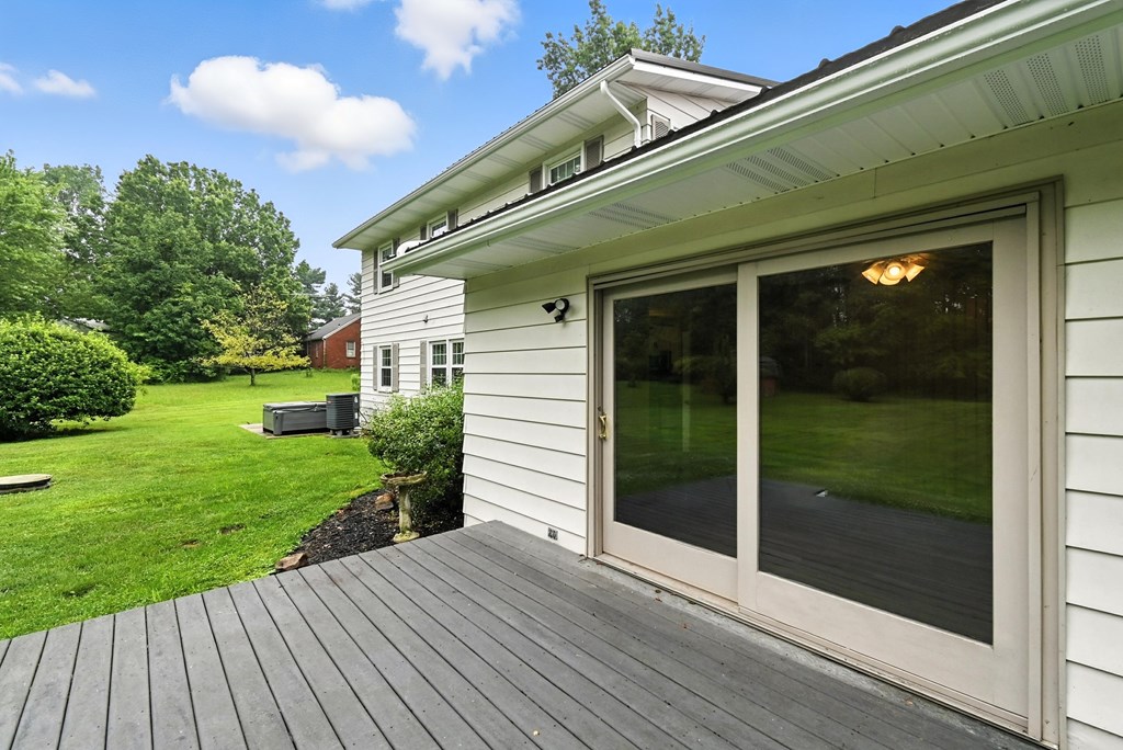 1085 Lewis Road, Mansfield, Ohio 44903, 4 Bedrooms Bedrooms, ,2 BathroomsBathrooms,Residential,For Sale,Lewis Road,9067658