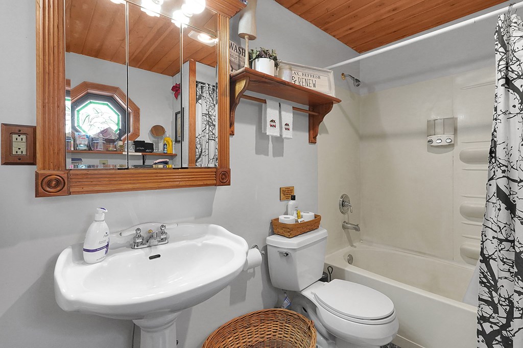 3265 Texter Road, Mansfield, Ohio 44904, 1 Bedroom Bedrooms, ,1 BathroomBathrooms,Residential,For Sale,Texter Road,9070163