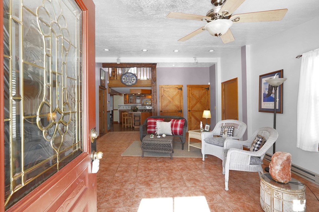 15 Lexington-Ontario Road, Ontario, Ohio 44906, 3 Bedrooms Bedrooms, ,2 BathroomsBathrooms,Residential,For Sale,Lexington-Ontario Road,9070164