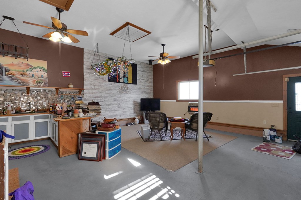 15 Lexington-Ontario Road, Ontario, Ohio 44906, 3 Bedrooms Bedrooms, ,2 BathroomsBathrooms,Residential,For Sale,Lexington-Ontario Road,9070164